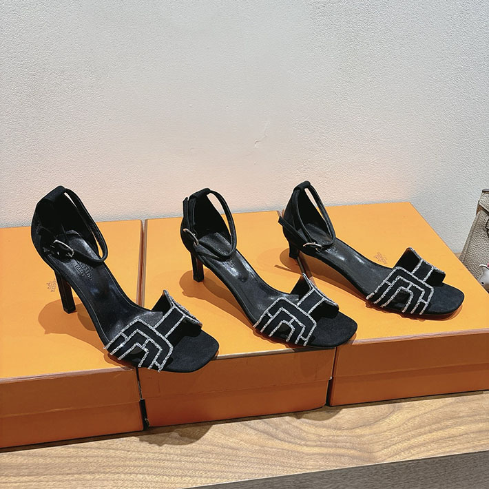 最高級エルメススーパーコピー HERMES サンダル オアジス ヒール 10.5cm 7cm 4.5cm ブラック 2631557 エルメス 靴 レディース - 画像 (7)