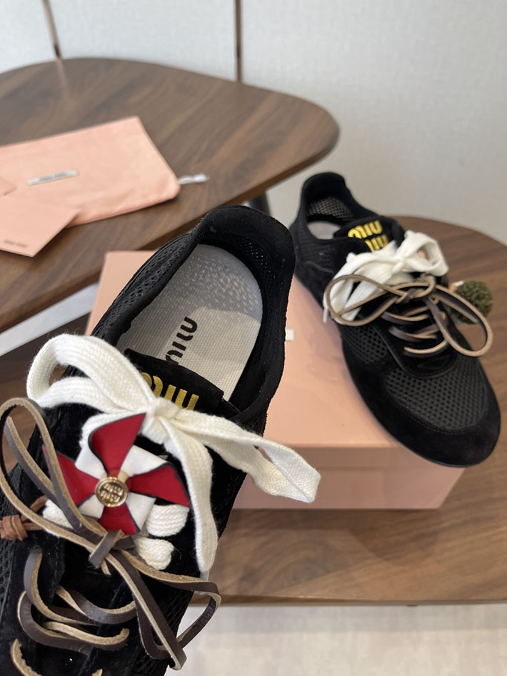 レディース ミュウミュウ MiuMiu ジムナジウムメッシュxスエードスニーカー ブラック 2630557 ミュウミュウ スニーカー アウトレット - 画像 (4)