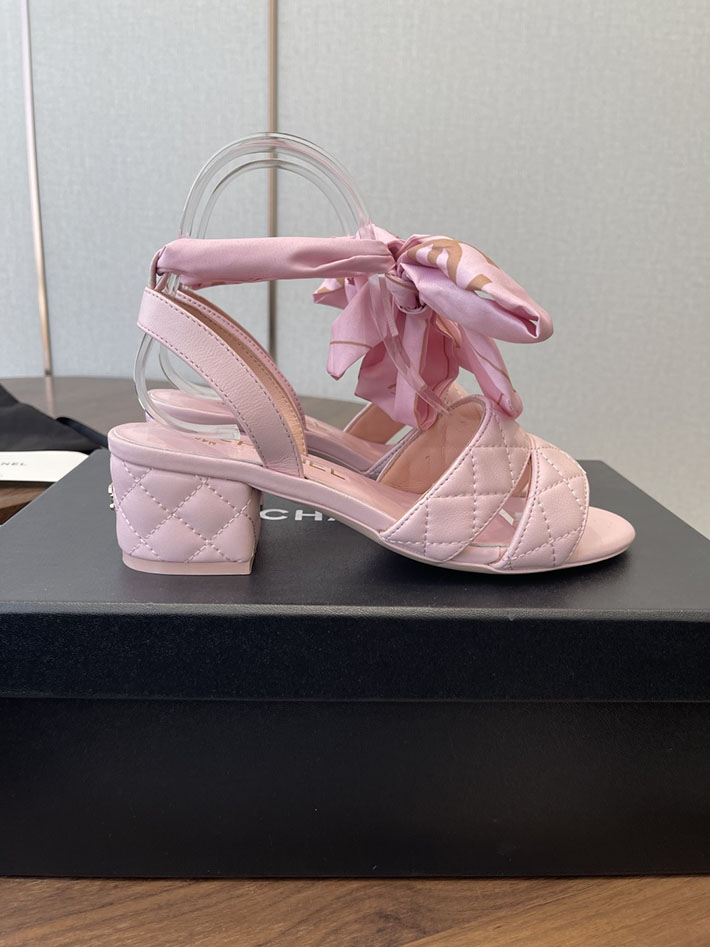 最高級シャネルスーパーコピー CHANEL 2026年春夏 新作 サンダル 靴 レディース ピンク 2630561 シャネル サンダル ピンク - 画像 (3)