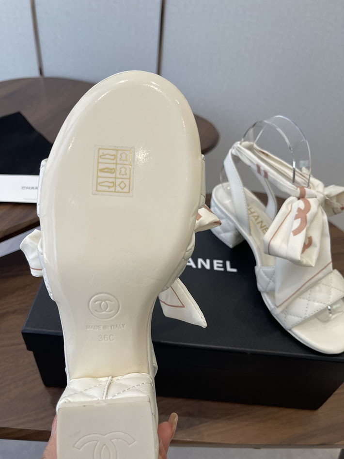最高級シャネルスーパーコピー CHANEL 2026年春夏 新作 サンダル 靴 レディース ホワイト 2630562 シャネル サンダル 白 - 画像 (5)