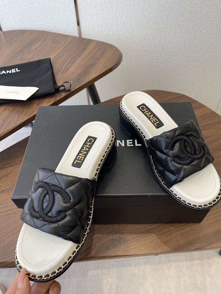 最高級シャネルスーパーコピー CHANEL 2026年春夏 新作 サンダル 刺繍ココマーク チェーン ブラック 2630565 レディース シャネル サンダル - 画像 (6)