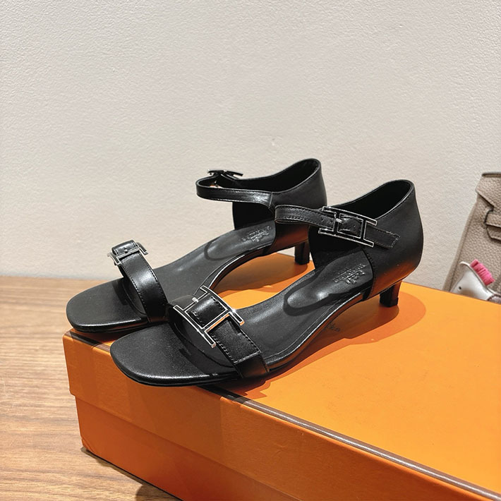 最高級エルメススーパーコピー HERMES サンダル リヴ ヒール 10.5cm 7cm 4.5cm ブラック 2631565 エルメス 靴 安い - 画像 (4)