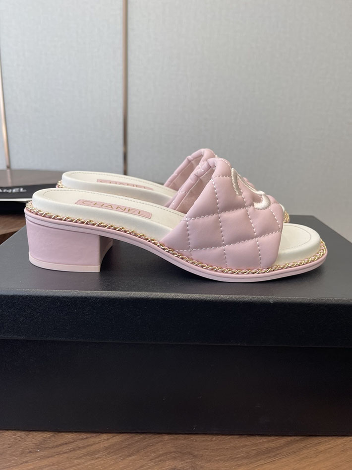 最高級シャネルスーパーコピー CHANEL 2026年春夏 新作 サンダル 刺繍ココマーク チェーン ピンク 2630566 シャネル サンダル ピンク - 画像 (9)
