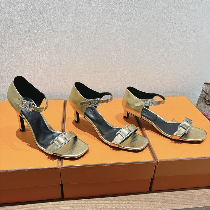 最高級エルメススーパーコピー HERMES サンダル リヴ ヒール 10.5cm 7cm 4.5cm ゴールド 2631569 HERMES サンダル 安い - 画像 (9)