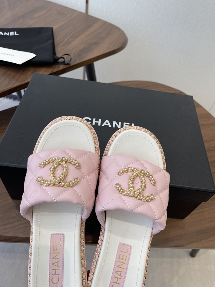 最高級シャネルスーパーコピー CHANEL 2026年春夏 新作 サンダル 刺繍ココマーク チェーン ピンク 2630569 シャネル ミュール サンダル - 画像 (5)