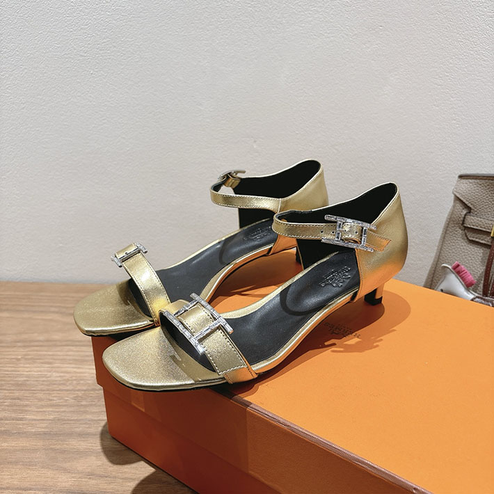 最高級エルメススーパーコピー HERMES サンダル リヴ ヒール 10.5cm 7cm 4.5cm ゴールド 2631569 HERMES サンダル 安い - 画像 (4)