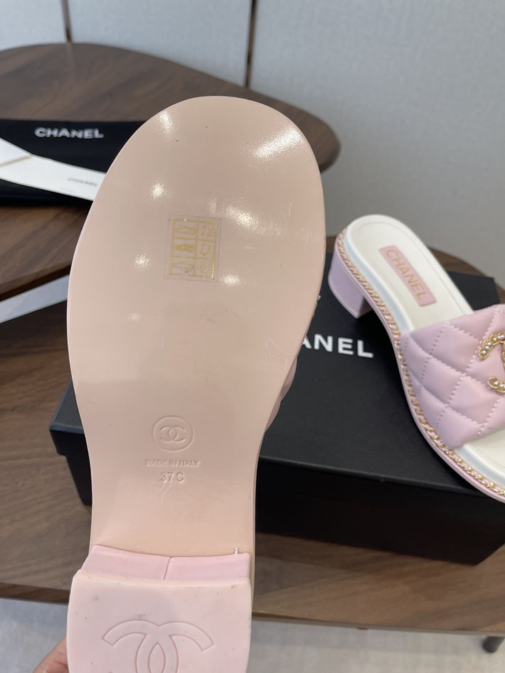 最高級シャネルスーパーコピー CHANEL 2026年春夏 新作 サンダル 刺繍ココマーク チェーン ピンク 2630569 シャネル ミュール サンダル - 画像 (2)