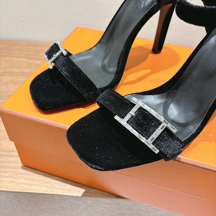 最高級エルメススーパーコピー HERMES サンダル リヴ ヒール 10.5cm 7cm 4.5cm レッド 2631573 HERMES 靴 セール - 画像 (3)