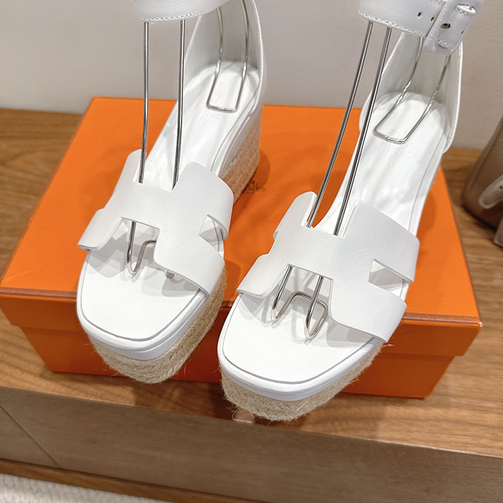 最高級エルメススーパーコピー HERMES エスパドリーユ エルダ ヒール ホワイト H231307Zv90380 HERMES 靴 サンダル - 画像 (4)