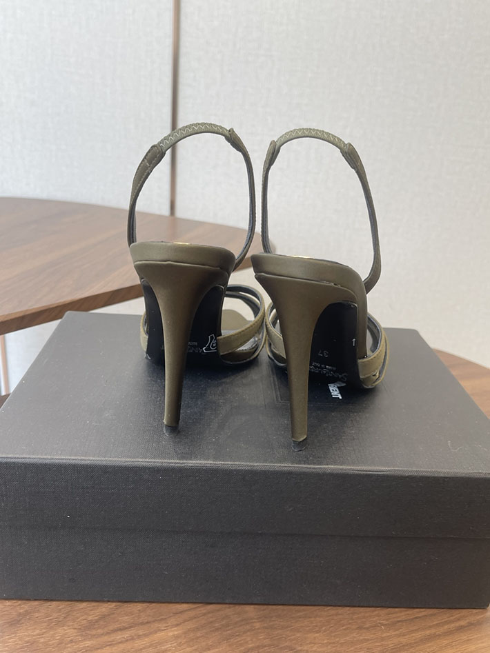 最高級サンローランスーパーコピー Saint Laurent シャンデル サンダル サテンクレープ カーキ 2630574 サン ローラン 靴 アウトレット - 画像 (3)