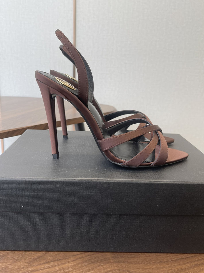 最高級サンローランスーパーコピー Saint Laurent シャンデル サンダル サテンクレープ ブラウン 2630575 サンローラン ヒール レディース - 画像 (9)