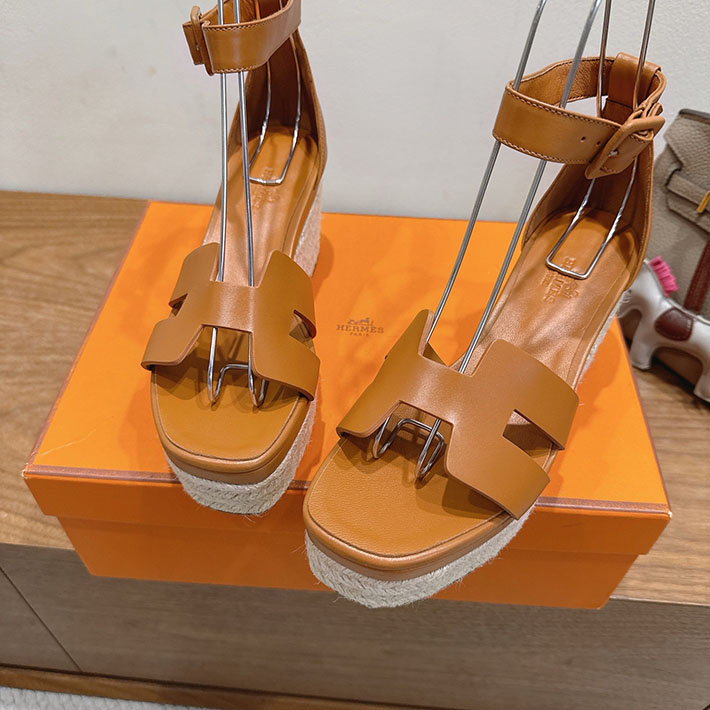 最高級エルメススーパーコピー HERMES エスパドリーユ エルダ 靴・シューズ ヒール ゴールド 2631577 HERMES 靴 サンダル - 画像 (4)