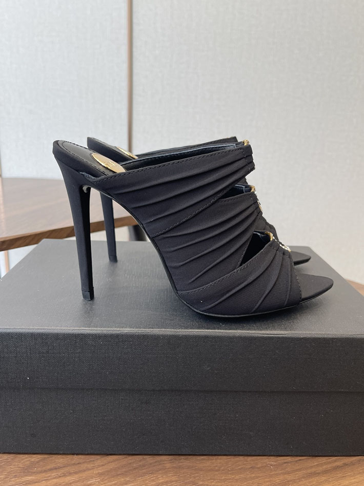 最高級サンローランスーパーコピー Saint Laurent サンダル エミリー ミュール サテンクレープ ブラック 2630581 サンローラン サンダル アウトレット - 画像 (3)