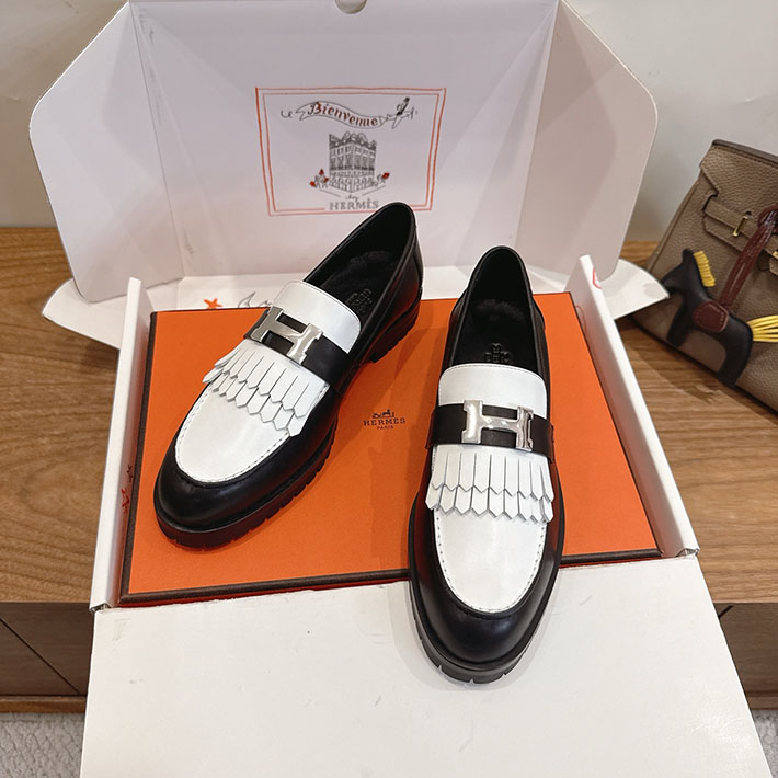 レディース 最高級エルメススーパーコピー HERMES モカシン モンマルトル 11色から選べます H261037Zv02350 エルメス モカシン レディース - 画像 (10)