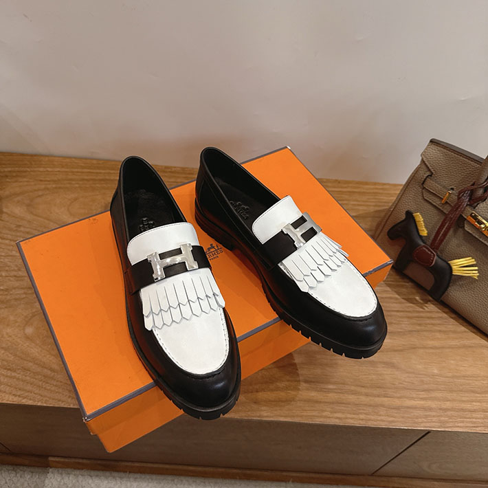 レディース 最高級エルメススーパーコピー HERMES モカシン モンマルトル 11色から選べます H261037Zv02350 エルメス モカシン レディース - 画像 (6)