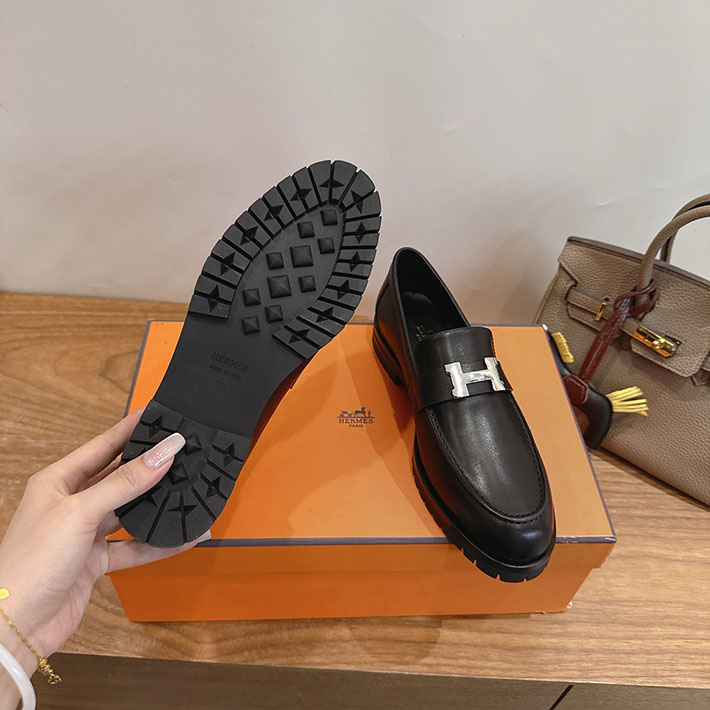 レディース 最高級エルメススーパーコピー HERMES モカシン フォーブル 11色から選べます H222252Zv03345 エルメス モカシン ローファー - 画像 (2)