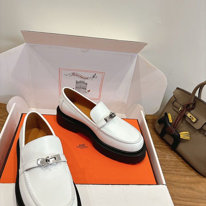 レディース 最高級エルメスコピー HERMES モカシン アイコン ローファー 9色から選べます 2631590 エルメス モカシン コーデ - 画像 (9)