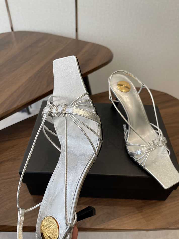 最高級サンローランスーパーコピー YSL 2026年春夏 新作 JERRY sandals in smooth leather シルバー 2630591 イブサンローラン サンダル - 画像 (7)