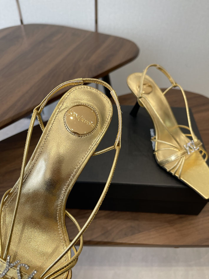 最高級サンローランスーパーコピー YSL 2026年春夏 新作 JERRY sandals in smooth leather ゴールド 2630593 サンローラン 靴 レディース - 画像 (6)