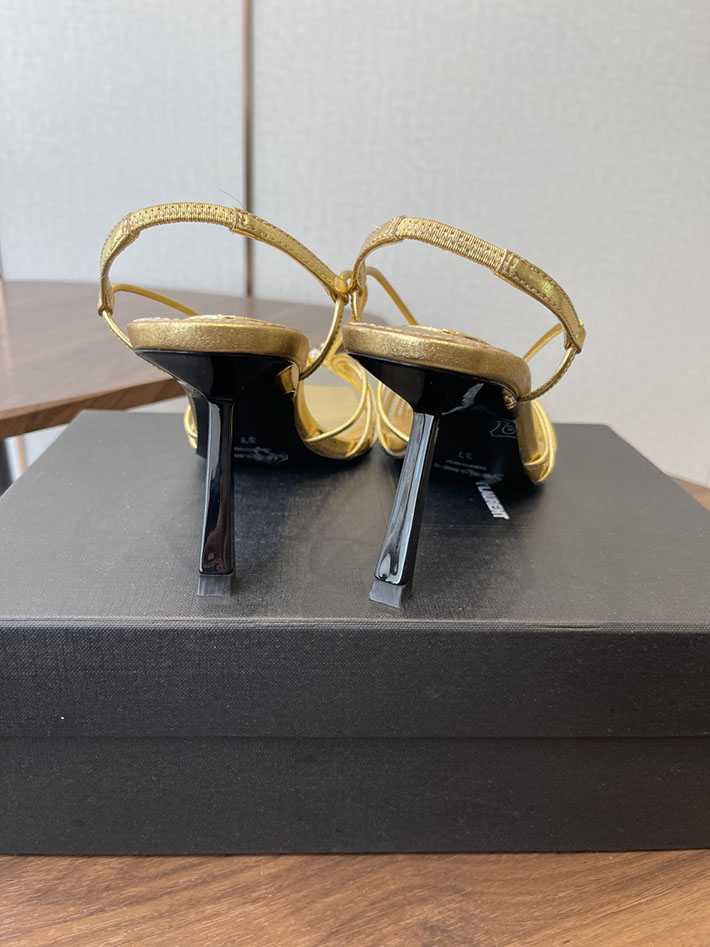 最高級サンローランスーパーコピー YSL 2026年春夏 新作 JERRY sandals in smooth leather ゴールド 2630593 サンローラン 靴 レディース - 画像 (5)