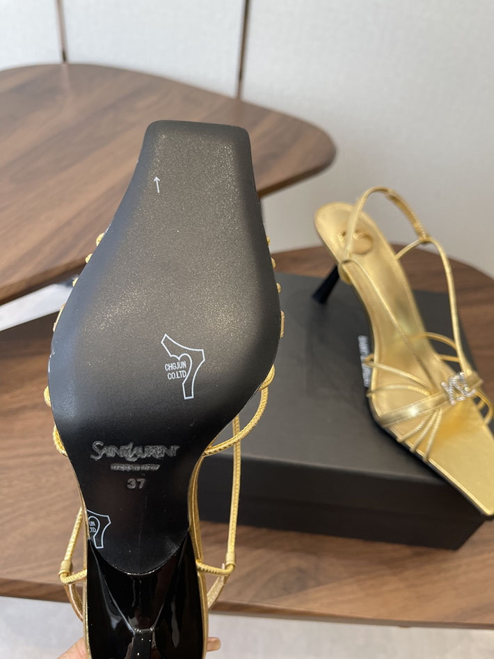 最高級サンローランスーパーコピー YSL 2026年春夏 新作 JERRY sandals in smooth leather ゴールド 2630593 サンローラン 靴 レディース - 画像 (4)