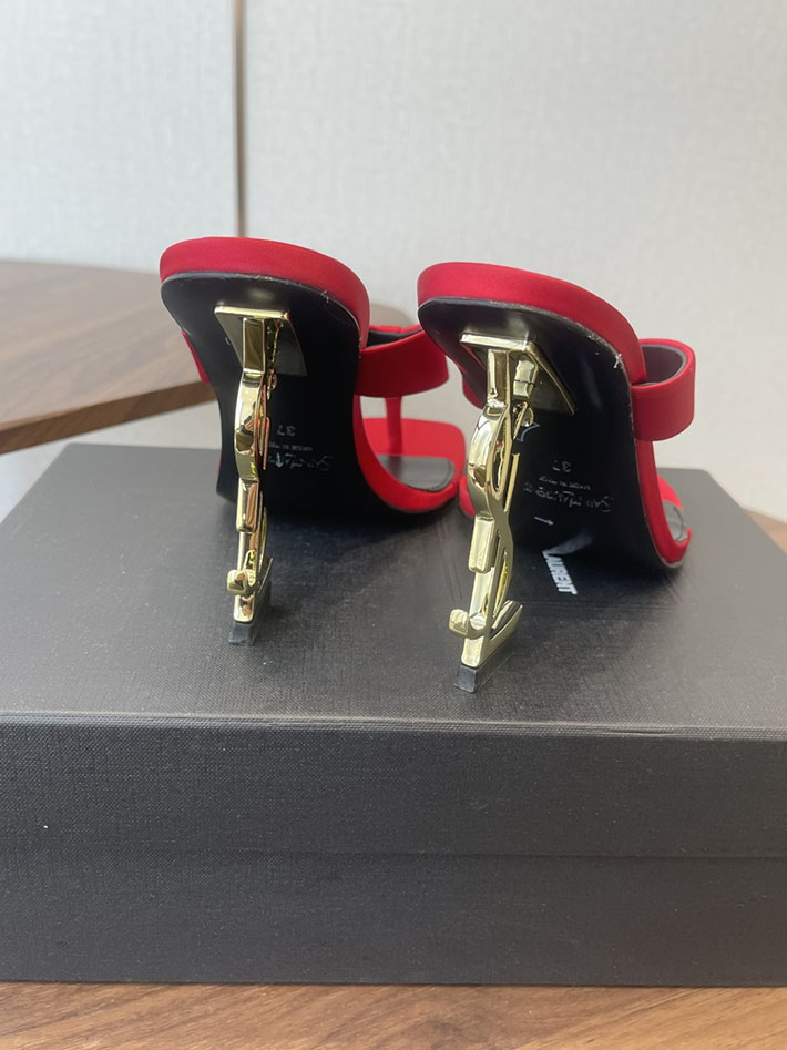 最高級サンローランスーパーコピー YSL 2026年春夏 新作 オピウム ミュール サテンクレープ レッド 2630596 サンローラン 靴 アウトレット - 画像 (5)