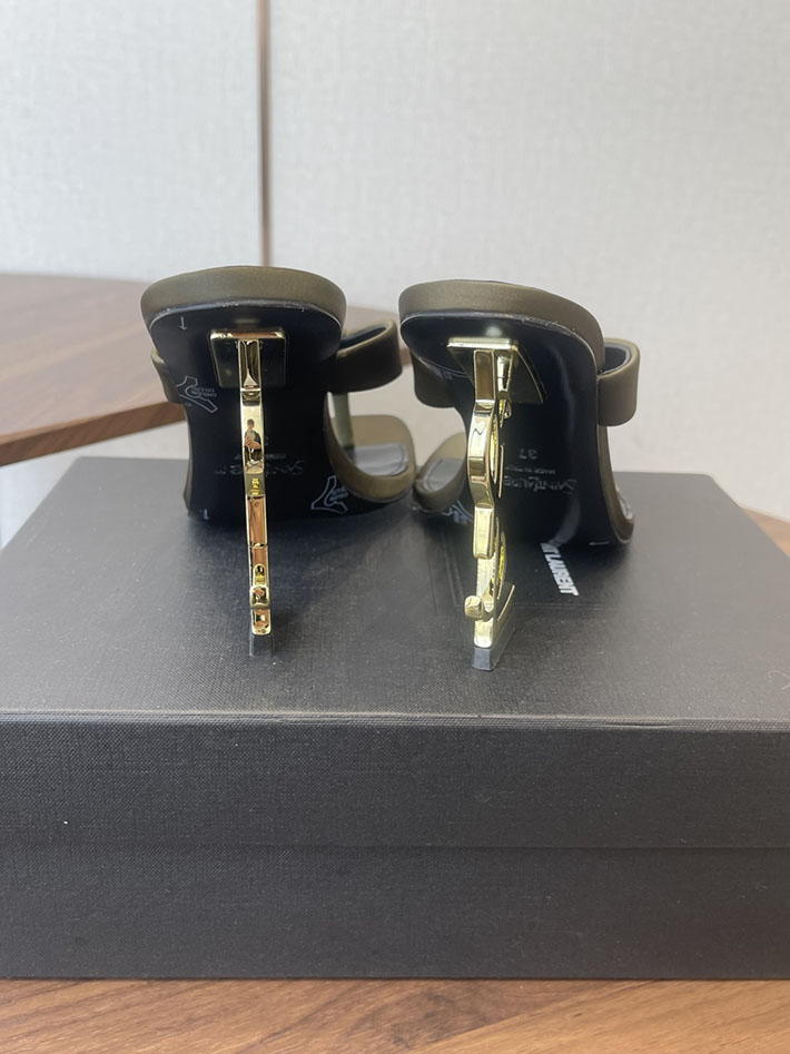 最高級サンローランスーパーコピー YSL 2026年春夏 新作 オピウム ミュール サテンクレープ ベージュ 2630600 サンローラン サンダル アウトレット - 画像 (5)