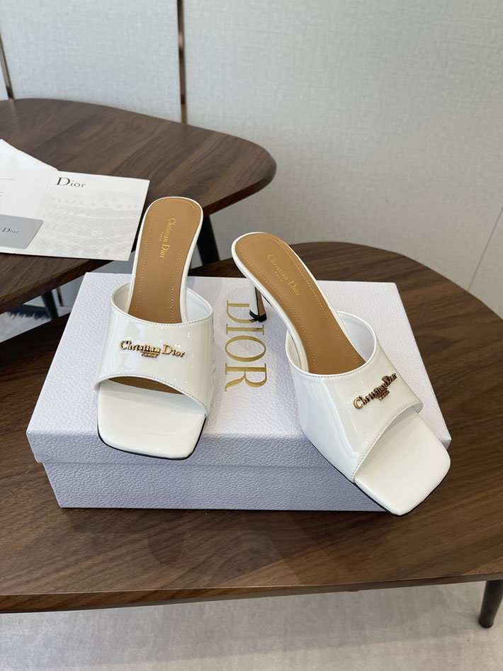 Dior サンダル アウトレット
