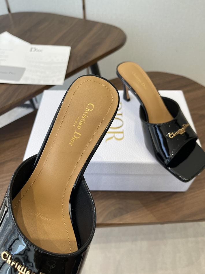 最高級ディオールスーパーコピー Dior 2026年春夏 新作 サンダル スリッパ シューズ ミュール ブラック 2630603 dior ミュール サンダル - 画像 (6)