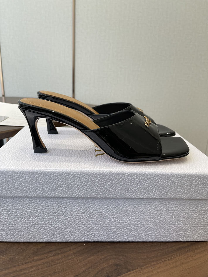 最高級ディオールスーパーコピー Dior 2026年春夏 新作 サンダル スリッパ シューズ ミュール ブラック 2630603 dior ミュール サンダル - 画像 (2)