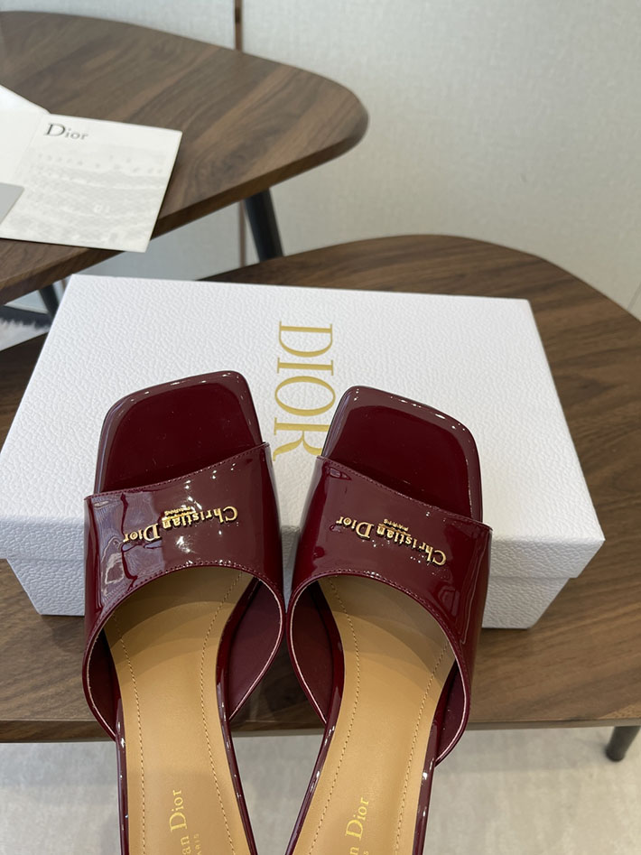 最高級ディオールスーパーコピー Dior 2026年春夏 新作 サンダル スリッパ シューズ ミュール ゴールド 2630605 ディオール 靴 レディース - 画像 (8)