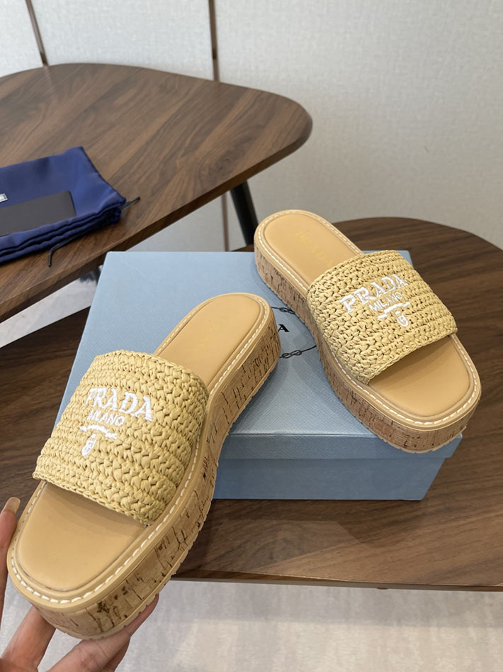 最高級プラダスーパーコピー PRADA 2026年春夏 新作 ラフィア風 厚底 プラットフォーム 4cmヒール 2630612 プラダ サンダル 厚底 - 画像 (8)