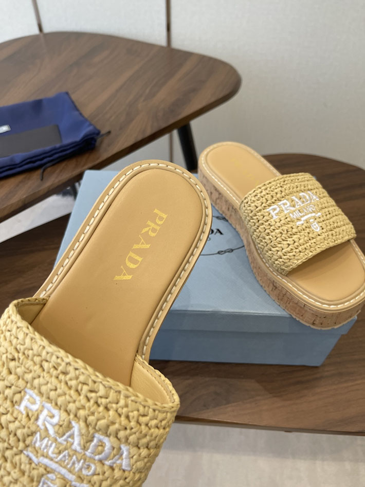 最高級プラダスーパーコピー PRADA 2026年春夏 新作 ラフィア風 厚底 プラットフォーム 4cmヒール 2630612 プラダ サンダル 厚底 - 画像 (6)