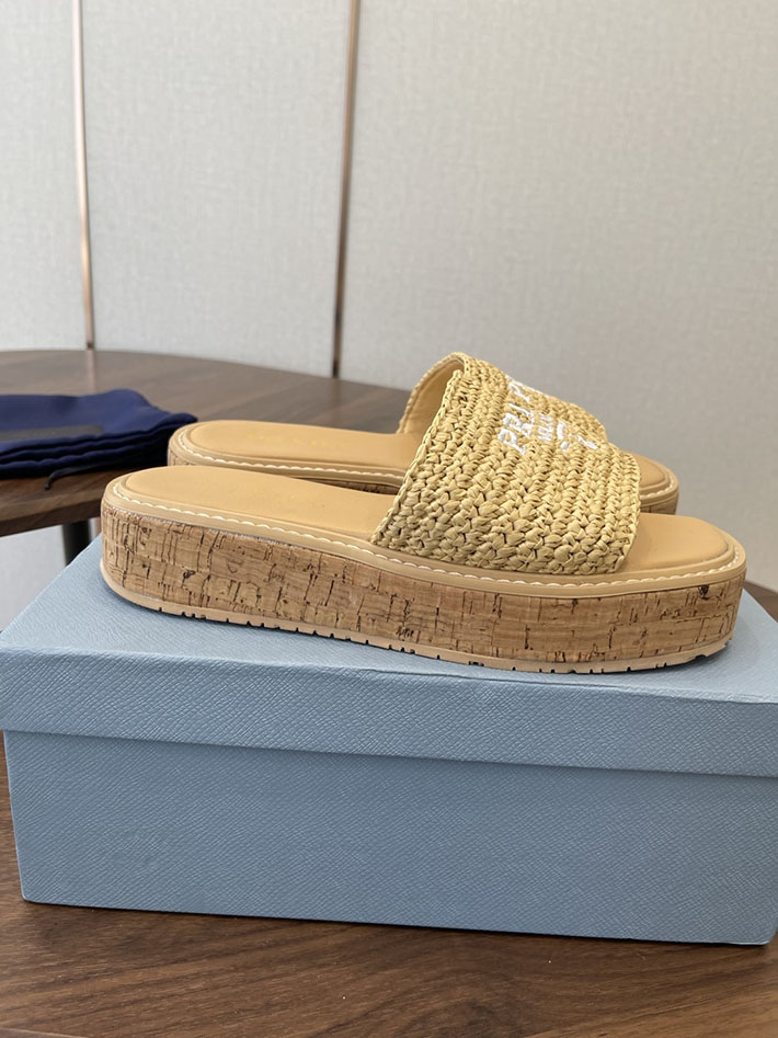 最高級プラダスーパーコピー PRADA 2026年春夏 新作 ラフィア風 厚底 プラットフォーム 4cmヒール 2630612 プラダ サンダル 厚底 - 画像 (2)