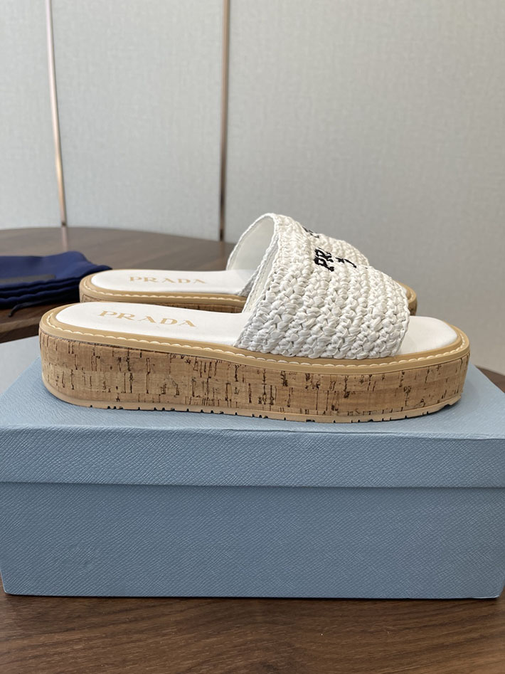 最高級プラダスーパーコピー PRADA 2026年春夏 新作 ラフィア風 厚底 プラットフォーム 4cmヒール 2630613 プラダ サンダル 新作 - 画像 (2)