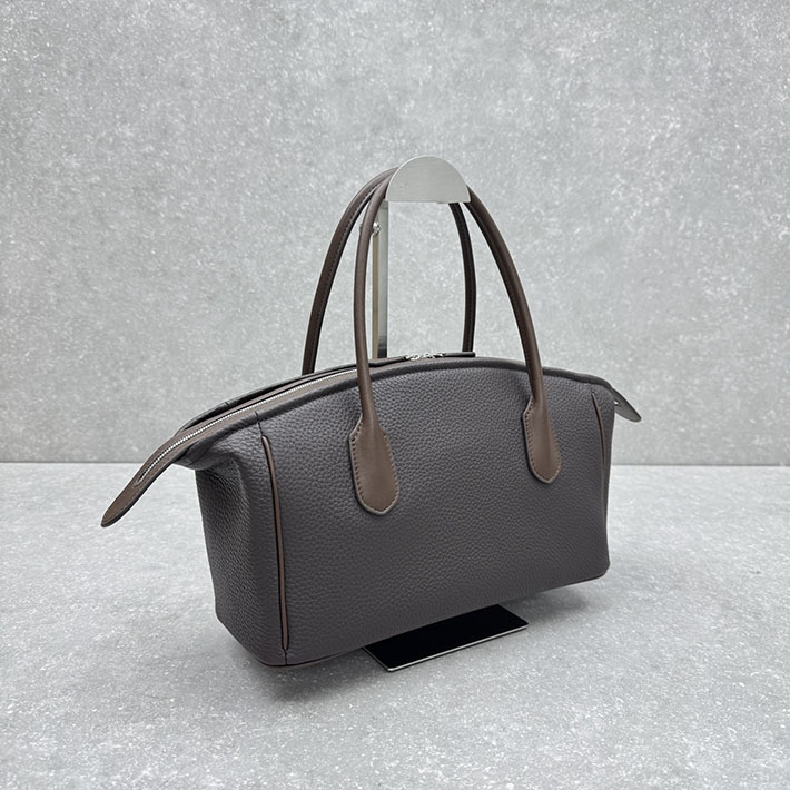 最高級ザロウスーパーコピー THE ROW EWA バッグ Ewa curved top-handle bag ディープブラウン 2631615 ザロウ バッグ 人気 - 画像 (9)