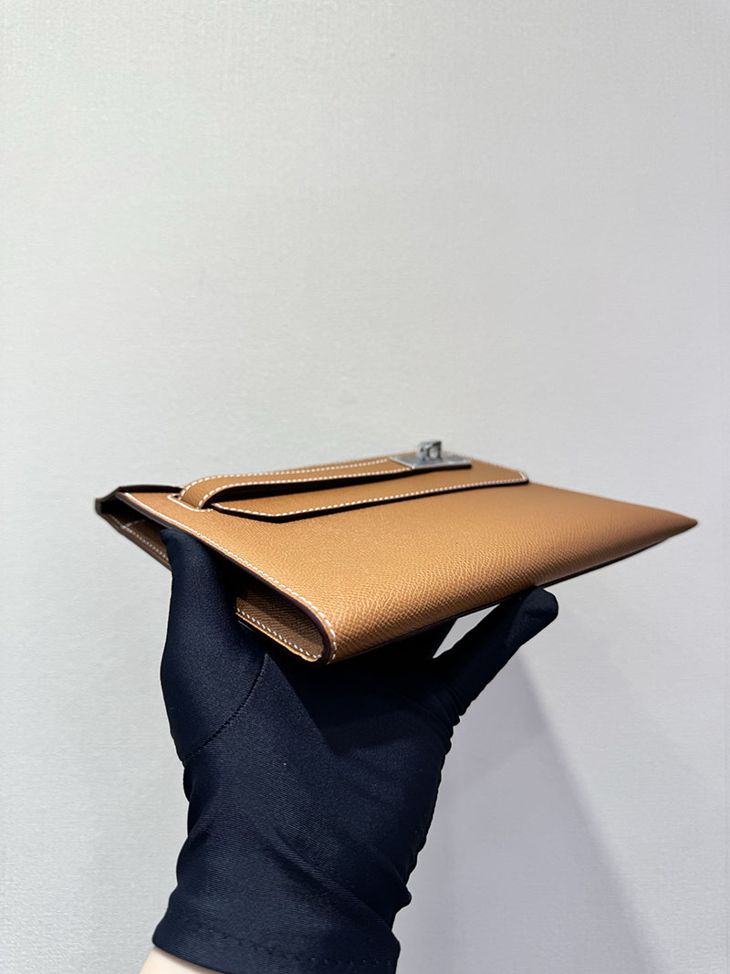 エルメス クラッチバッグの通販 HERMES ポーチ アカデミ ゴールド ヴォー・エプソン シルバー金具 H086976CK37 エルメス ポーチ 定価 - 画像 (5)