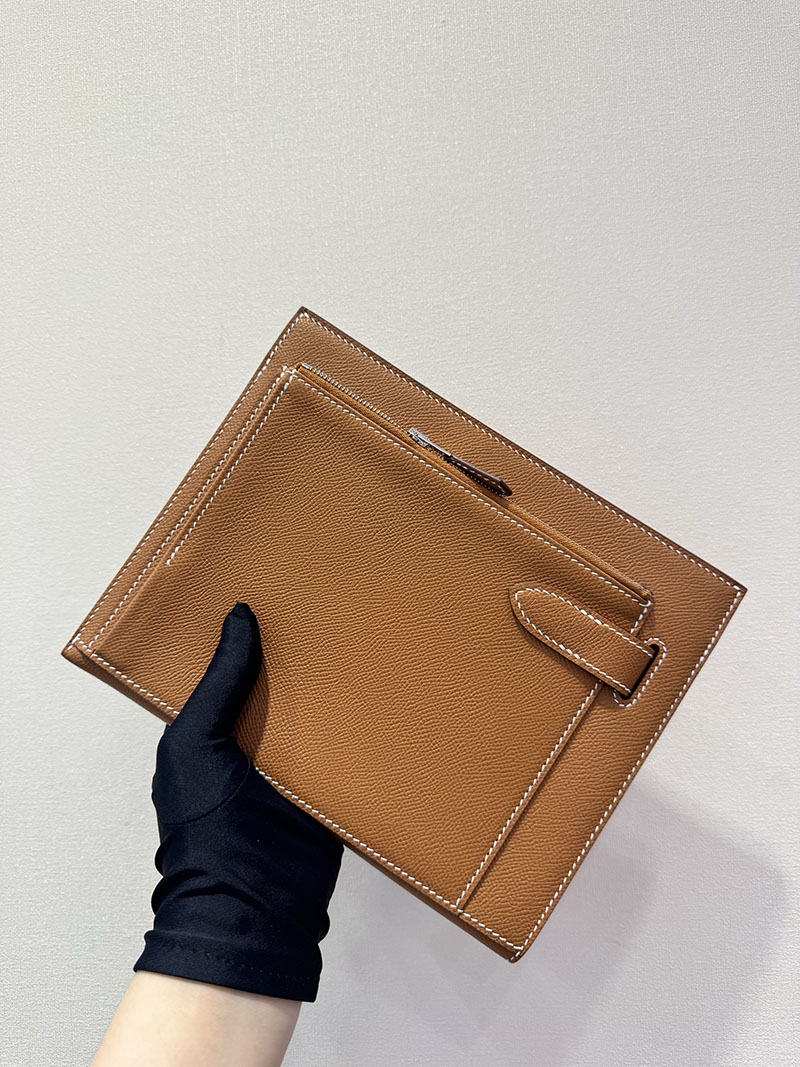 エルメス クラッチバッグの通販 HERMES ポーチ アカデミ ゴールド ヴォー・エプソン シルバー金具 H086976CK37 エルメス ポーチ 定価 - 画像 (4)