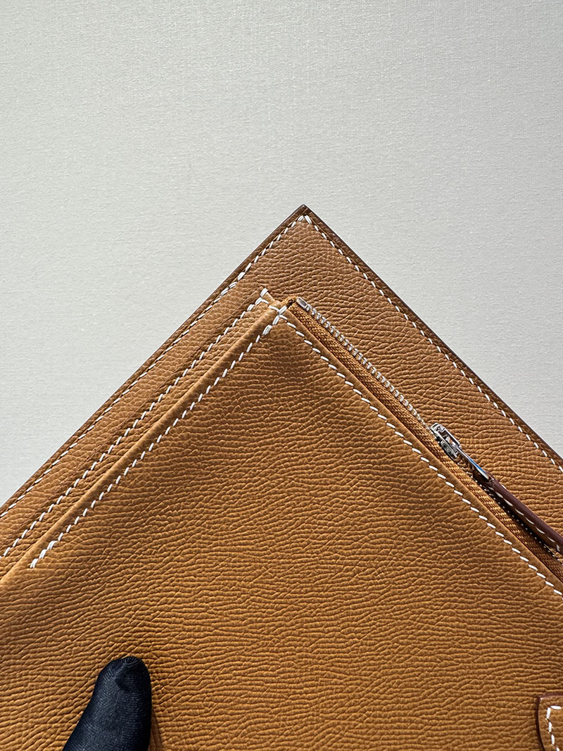 エルメス クラッチバッグの通販 HERMES ポーチ アカデミ ゴールド ヴォー・エプソン シルバー金具 H086976CK37 エルメス ポーチ 定価 - 画像 (3)