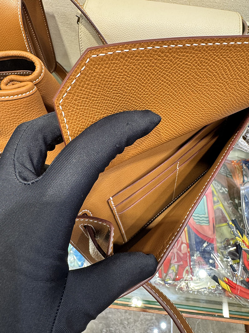エルメス クラッチバッグの通販 HERMES ポーチ アカデミ ゴールド ヴォー・エプソン シルバー金具 H086976CK37 エルメス ポーチ 定価 - 画像 (2)