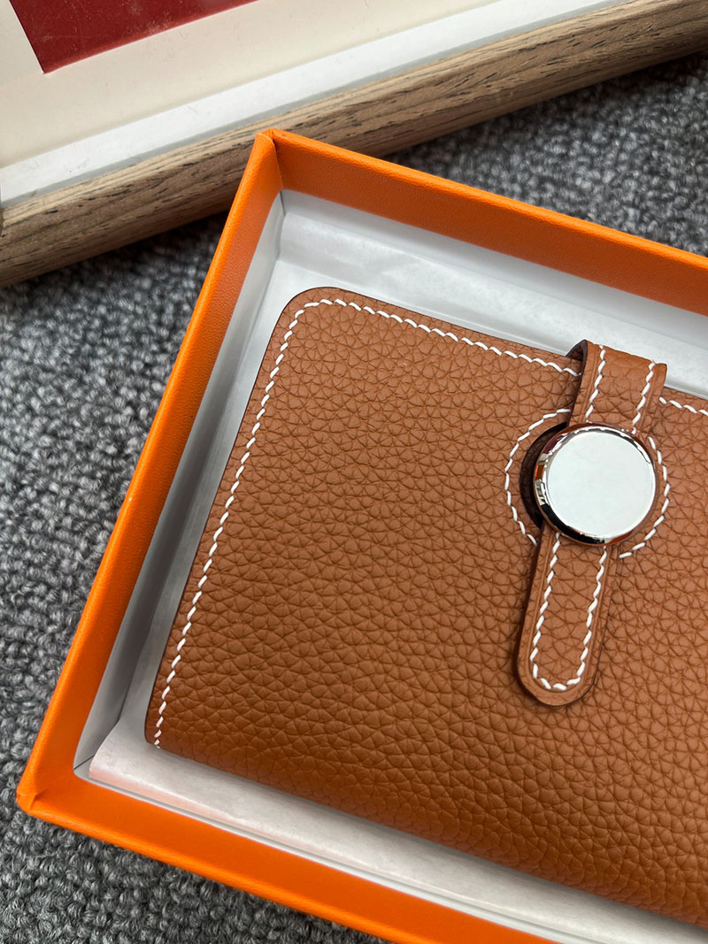 エルメス ドゴン コンパクトの通販 HERMES ドゴン カードケース ゴールド トゴ シルバー金具 2631642 エルメス カードケース メンズ - 画像 (7)