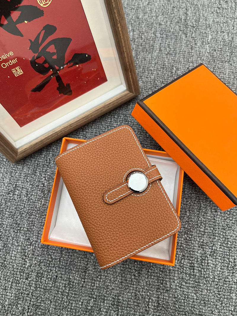 エルメス ドゴン コンパクトの通販 HERMES ドゴン カードケース ゴールド トゴ シルバー金具 2631642 エルメス カードケース メンズ - 画像 (5)