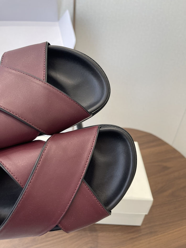 最高級サンローランスーパーコピー YSL パリ エディスリマン ジミー クリスクロス ストラップ フラットサンダル 2630643 イブ サン ローラン 店舗 在庫 - 画像 (7)
