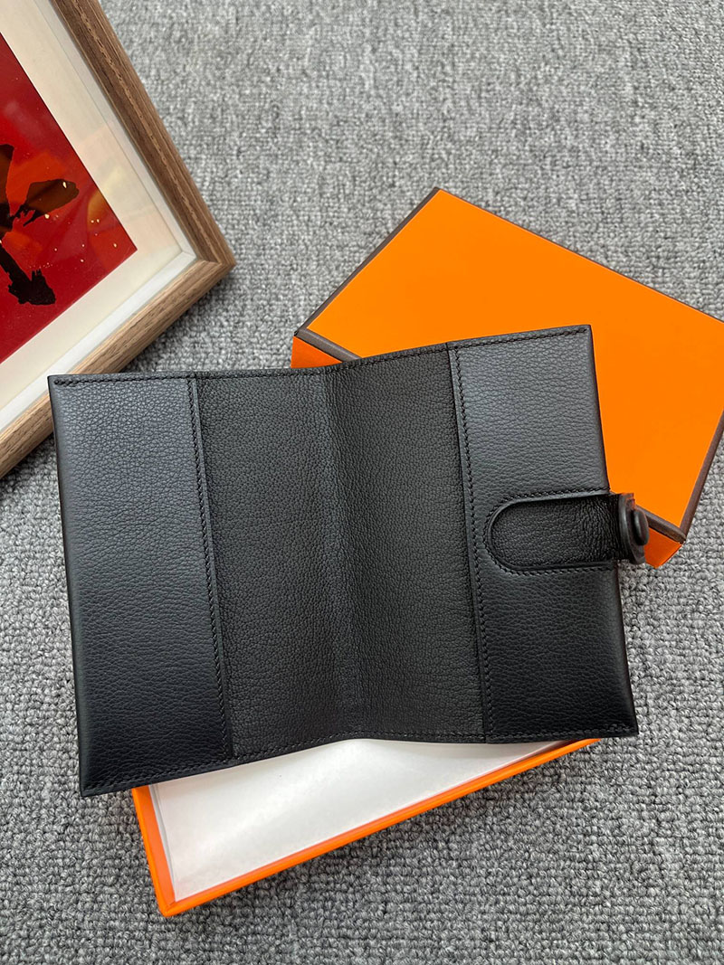 エルメス パスポートケースの通販 HERMES パスポートケース R.M.S 黒 ヴォー・エヴァーカラー H084149CK89 エルメス パスポート ケース 定価 - 画像 (5)