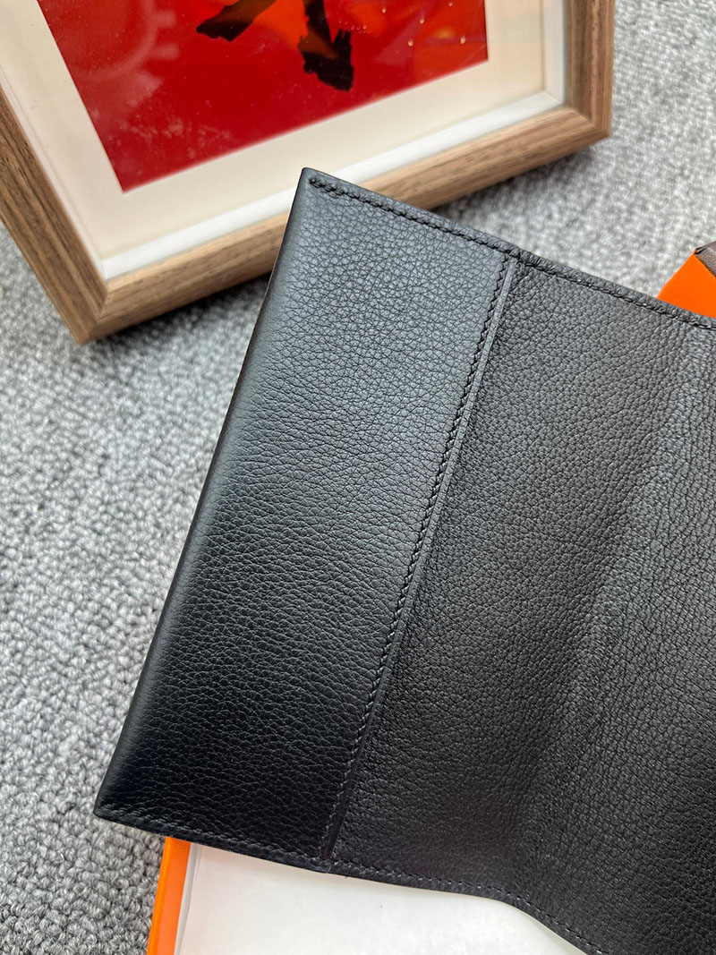 エルメス パスポートケースの通販 HERMES パスポートケース R.M.S 黒 ヴォー・エヴァーカラー H084149CK89 エルメス パスポート ケース 定価 - 画像 (2)