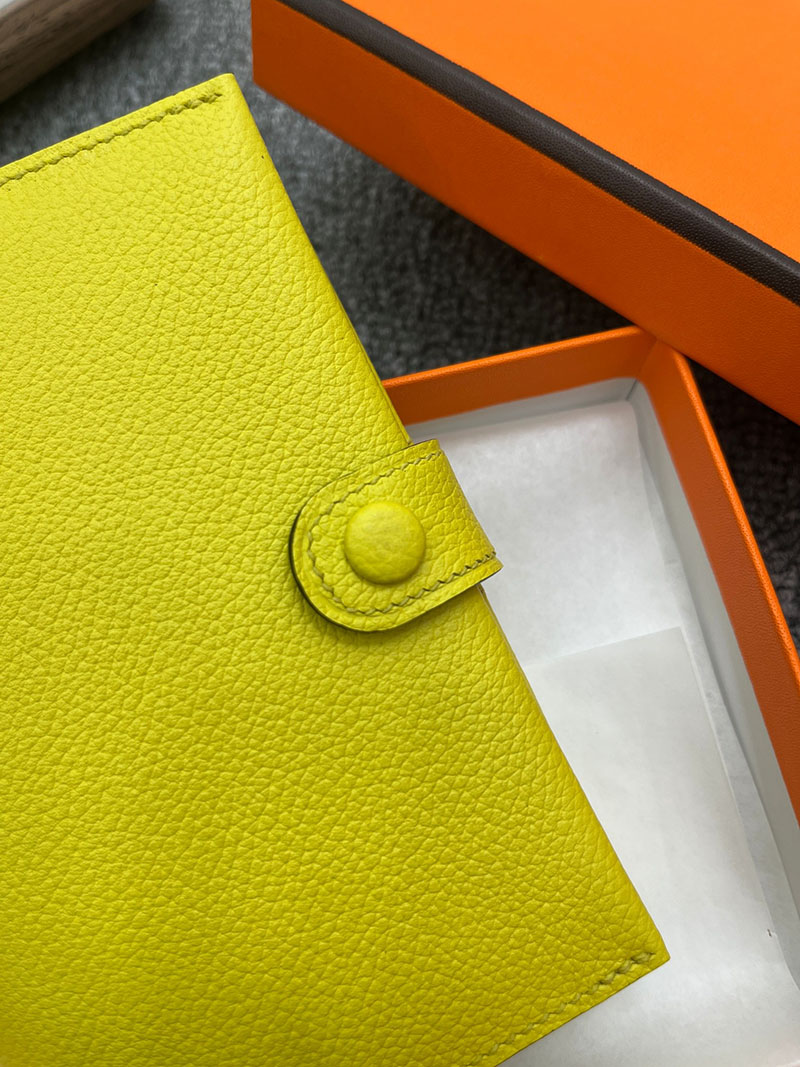 エルメス パスポートケースの通販 HERMES パスポートケース R.M.S ライム ヴォー・エヴァーカラー H084149CK9R エルメス パスポートケース RMS - 画像 (7)