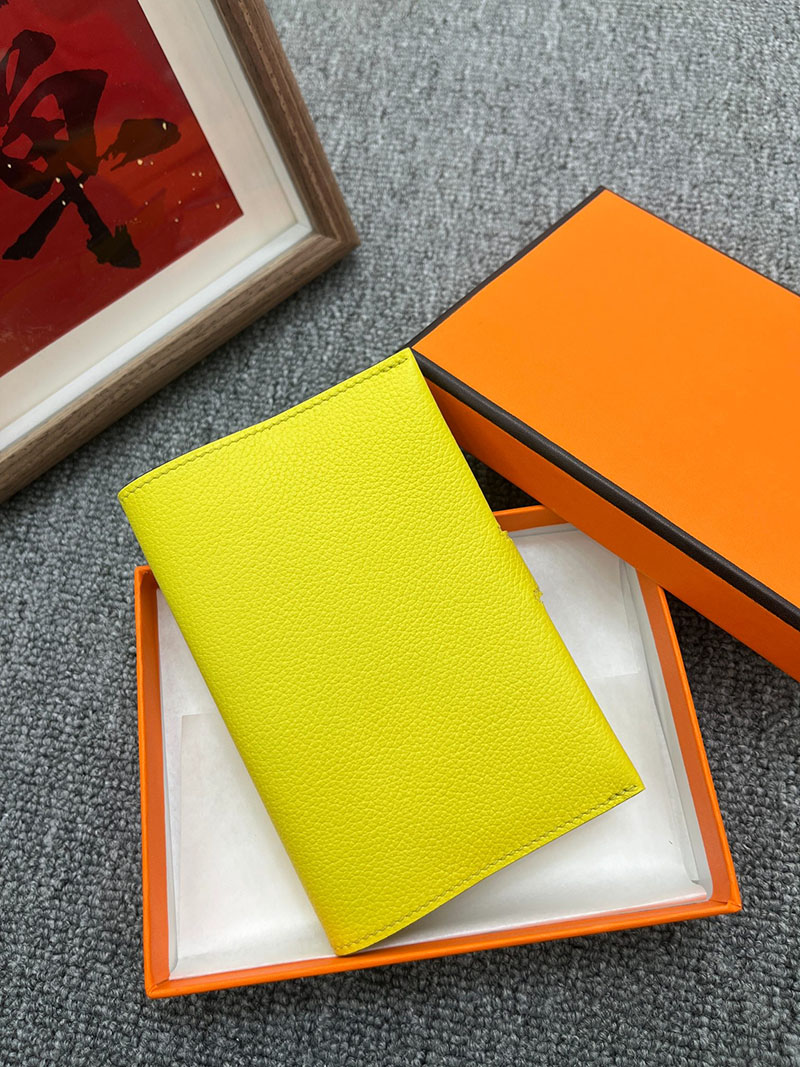 エルメス パスポートケースの通販 HERMES パスポートケース R.M.S ライム ヴォー・エヴァーカラー H084149CK9R エルメス パスポートケース RMS - 画像 (6)