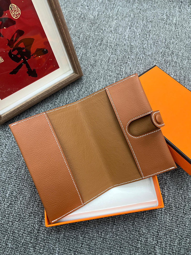 エルメス パスポートケースの通販 HERMES パスポートケース R.M.S ゴールド ヴォー・エヴァーカラー H084149CK37 エルメス カードケース メンズ - 画像 (5)