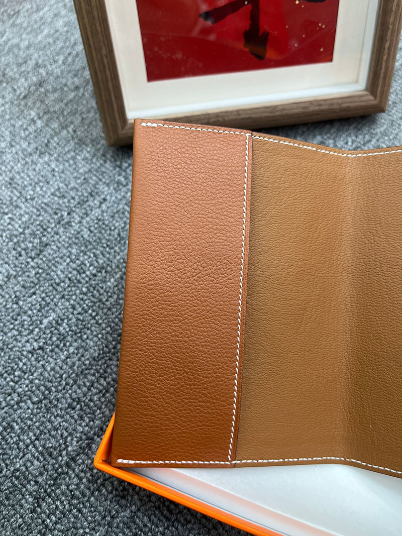 エルメス パスポートケースの通販 HERMES パスポートケース R.M.S ゴールド ヴォー・エヴァーカラー H084149CK37 エルメス カードケース メンズ - 画像 (4)