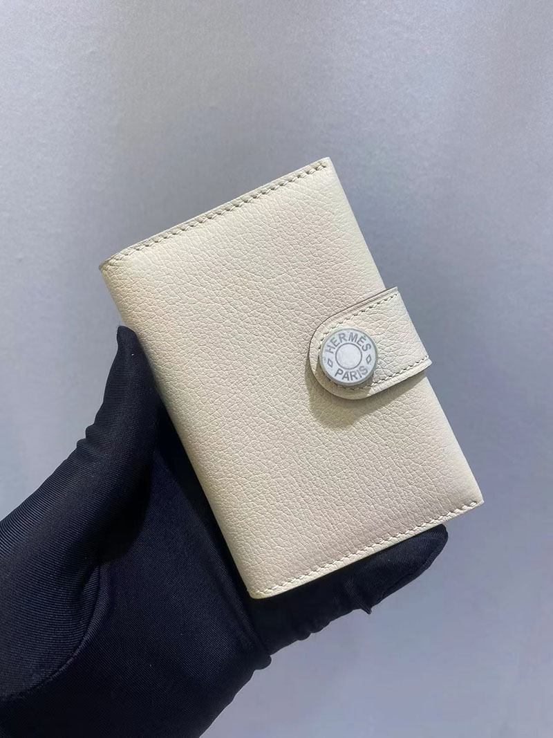 エルメス rms カード ケース 定価